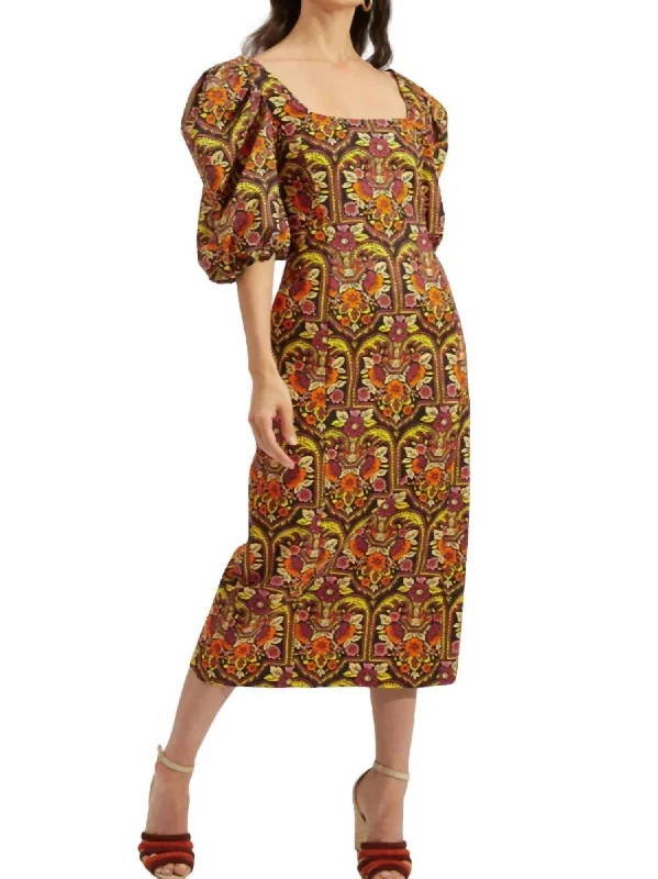 Super Savings Sizzler Dress In Corte