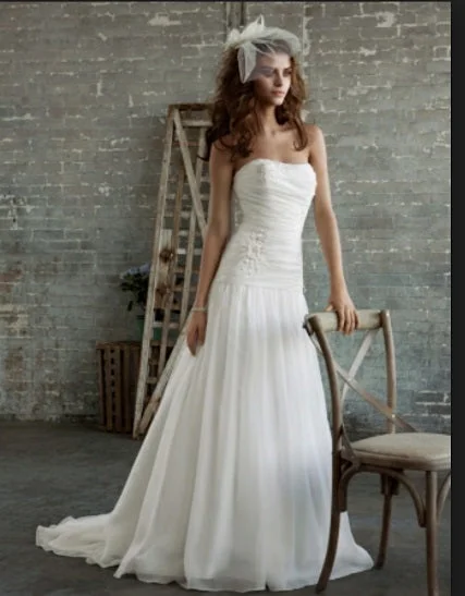 Year-End Clearance David's Bridal Galina/PK3285