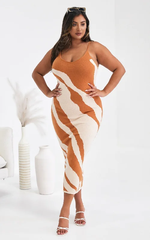 Can't Miss Zolenia Knit Maxi Dress - Caramel Rust Wave