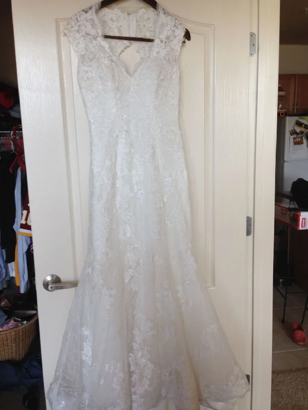 Clearance Items Maggie Sottero     JW13272