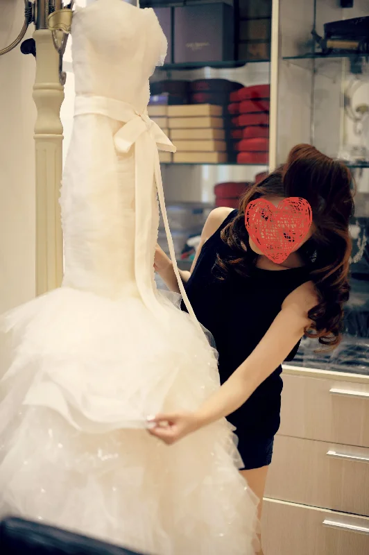 Shop and Save Vera Wang Gemma