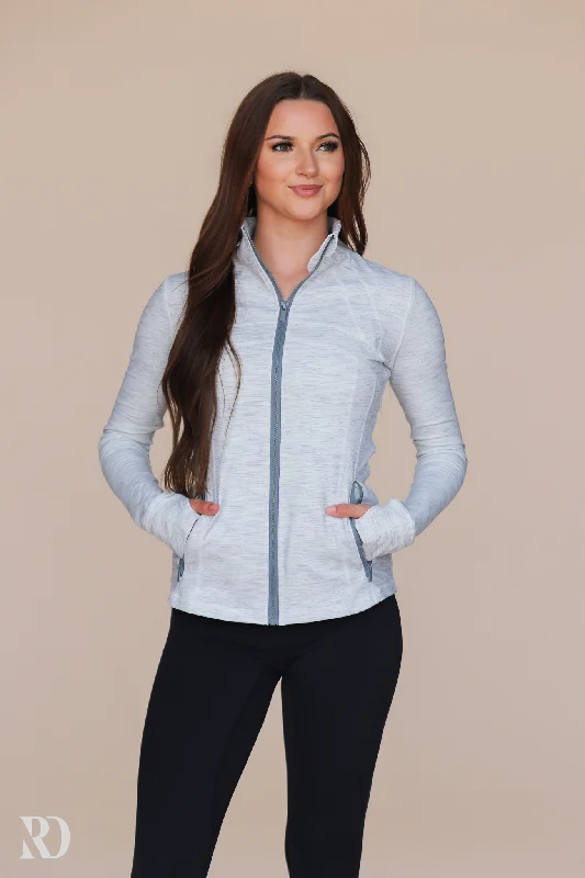 Must-Have Deals HEATHER GRAY SLEEK JACKET | RD ESSENTIALS