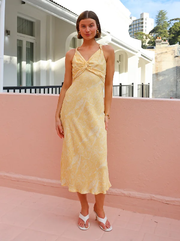 Don't Miss Sovere Inara Reversible Dress in Butter