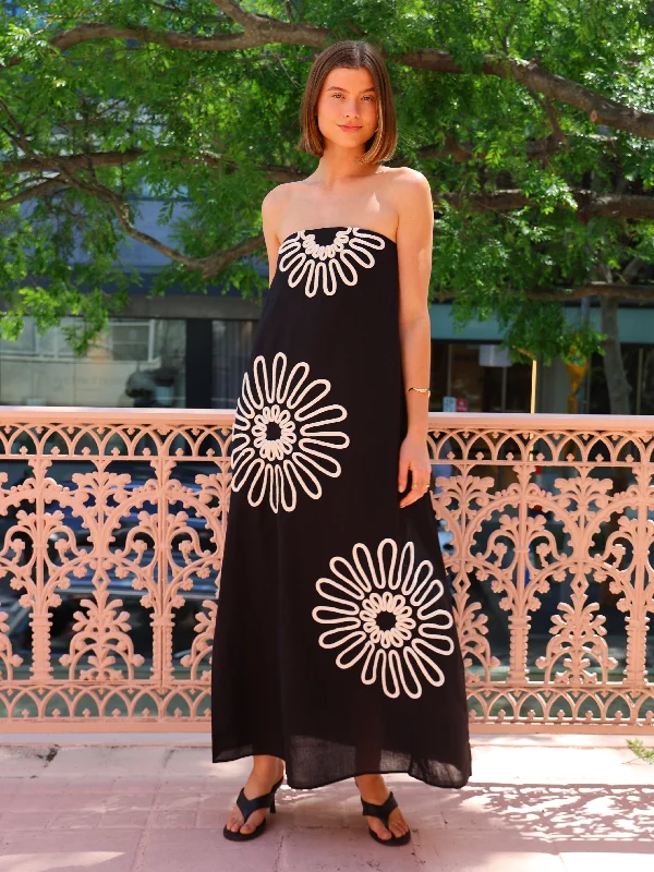 Daily Deals Significant Other Tara Maxi Dress in Black