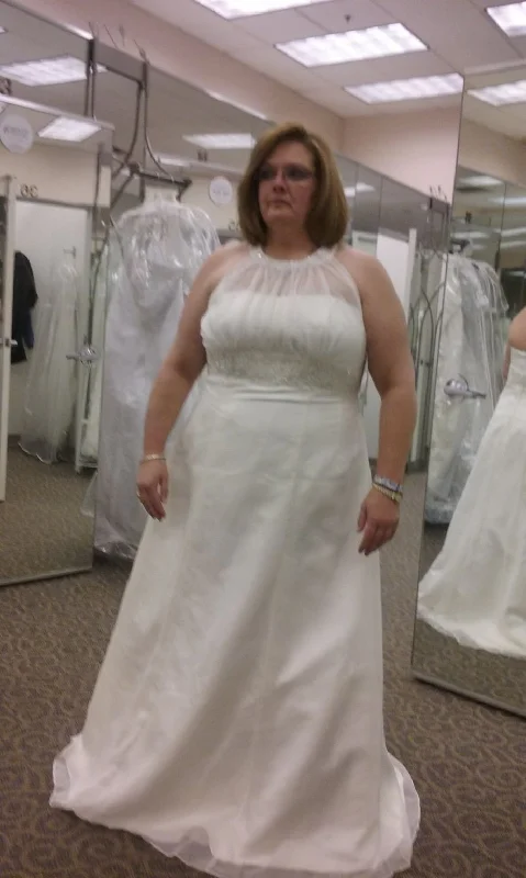 Deal Dash David's Bridal High Neck Halter TR Chiffon/ Ven Style # 90P1243 I