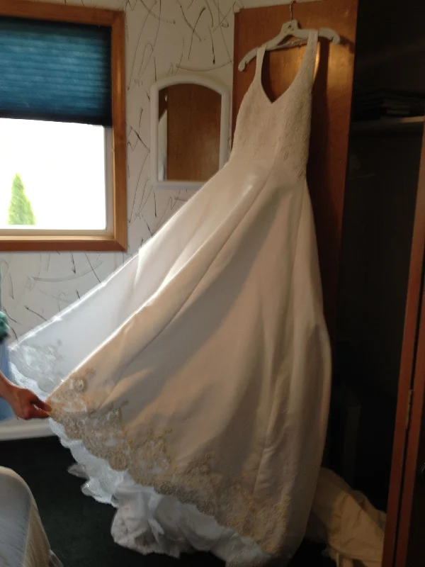 Can't Be Beat David's Bridal Jeannine Piegols