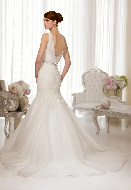Reduced Prices Essense of Australia D1478