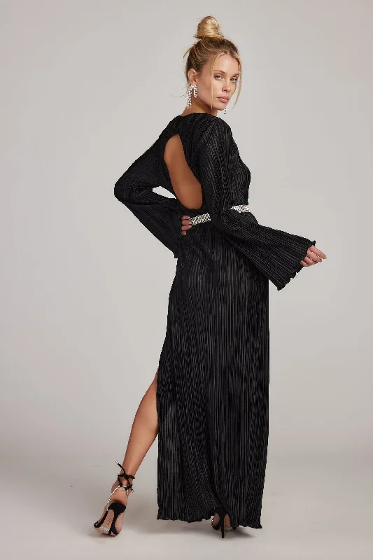 Steals and Deals Tate Black Plisse Maxi Dress