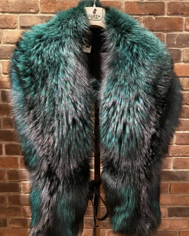 Unbeatable Prices Argentinian Natural Fox Fur Shawl in Green or Brown