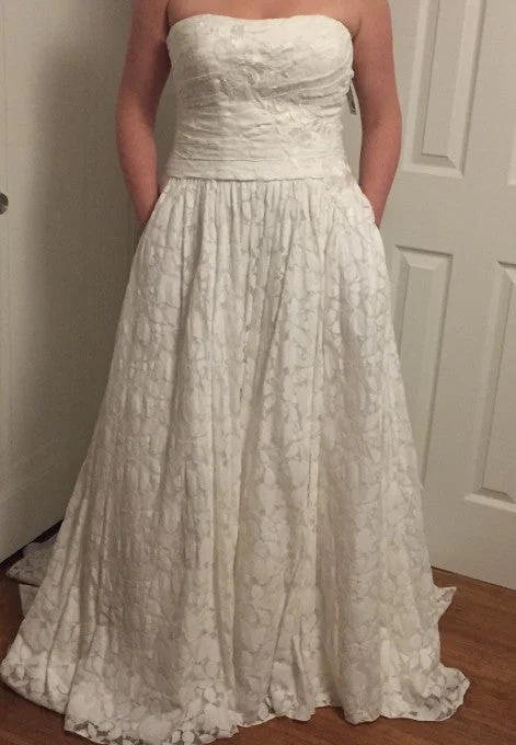 Bargain Bin David's Bridal Galina Strapless Lace Ballgown/WG3512