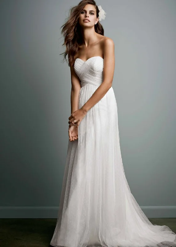 Buy Now David's Bridal Galina Swiss Dot Tulle Empire Waist Wedding Gown /