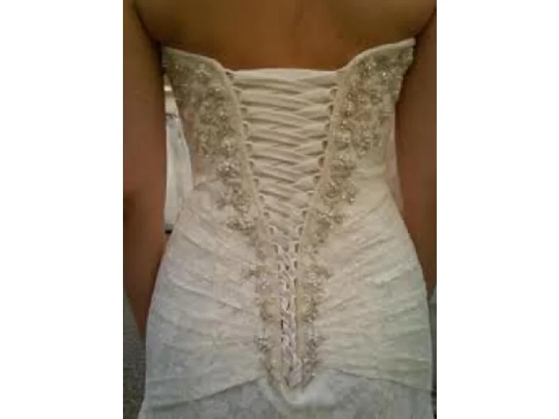 Reduced Prices David's Bridal Side slit lace IVORY YP3344